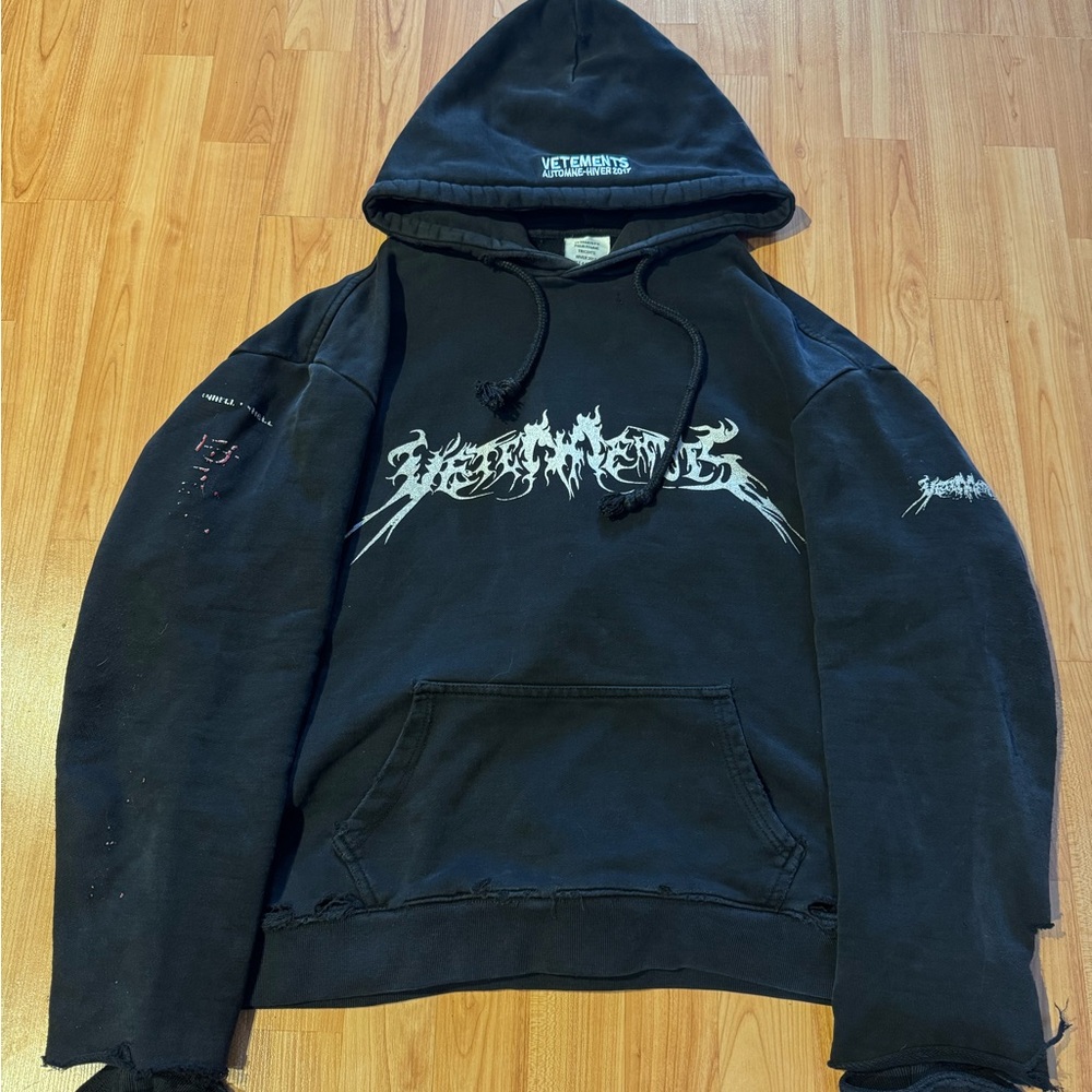(SOLD) Vetements Black tfd hoodie